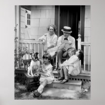 Moment de famille avec le chien, les années 1900 t posters