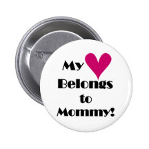 Mon coeur appartient à la maman pin's avec agrafe