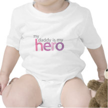 Mon papa est mon héros t-shirts
