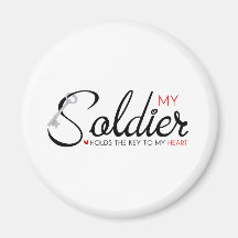 Mon soldat tient la clé sur mon coeur magnets pour réfrigérateur