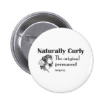 Monde d'antan naturellement bouclé badge avec épingle