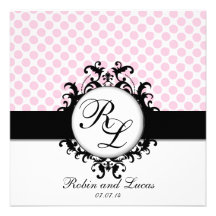 Monogrammes chics épousant le pois rose d'invitati
