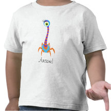 Monstre mignon de T-shirt blanc d'enfant en bas âg