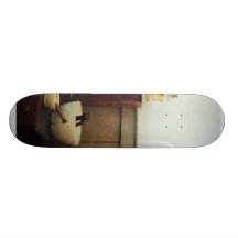 Mortier et pilons sur le bureau plateaux de skateboards customisés