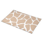 Motif d'impression de girafe dans le beige set de table