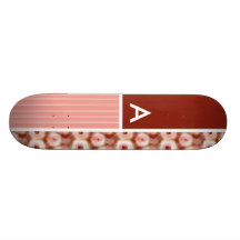 Motif rouge et rose du Pentagone Skateboards