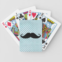 Moustache noire drôle sur le pois bleu turquoise jeu de cartes poker
