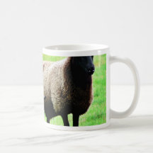 Moutons à tête noire mug à café