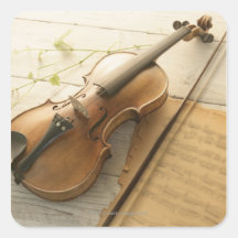 Musique de violon et de feuille autocollant carré