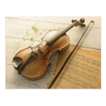 Musique de violon et de feuille carte postale