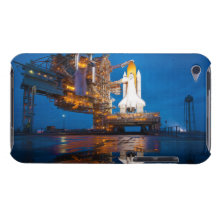 Navette spatiale prête pour le lancement coques iPod Case-Mate