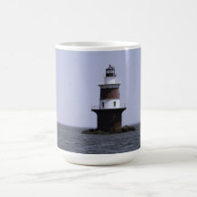 Navigation par la tasse de phare du rebord du pico