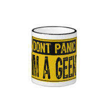 Ne paniquent pas le signe Im un geek - jaune/noir Tasse