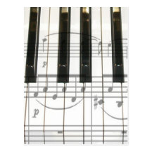 Notes de clavier et de musique de piano carte postale