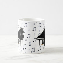 Notes de piano à queue et de musique tasse à café