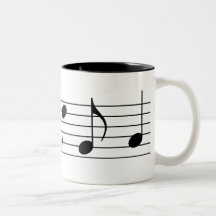 Notes et personnel de musique tasse à café