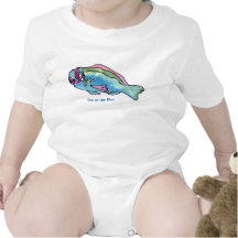 Nourrisson mignon de poissons de bande dessinée de t-shirt