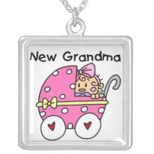 Nouveaux cadeaux de grand-maman de bébé collier