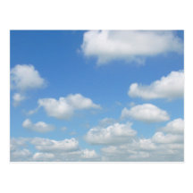 Nuages d'air frais de ciel bleu carte postale