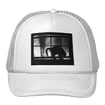 Octobre verse la silhouette de chat à la fenêtre 2 casquette de camionneur