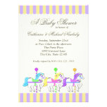 Or de pourpre de baby shower de carrousel faire-parts