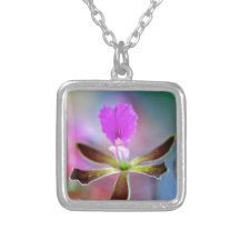 Orchidée pourpre collier personnalisé
