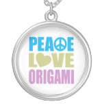 Origami d'amour de paix pendentif
