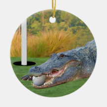 Ornement jouant au golf d'alligator de mensonge da
