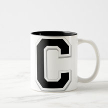 Orthographiez-le tasse de café noir de la lettre i