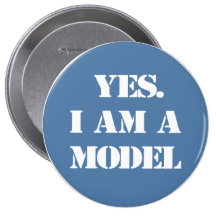 Oui. Je suis un modèle Badges Avec Agrafe
