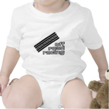 Outre de la course sur route - 4x4 à quatre roues  t-shirt
