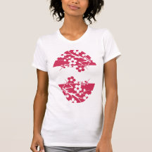 Ovale floral rose foncé t-shirts