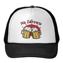 Pain grillé de Na Zdrowie avec des tasses de bière Casquette De Camionneur