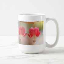 Paires de fleurs de défenseurs de la veuve et de l tasses