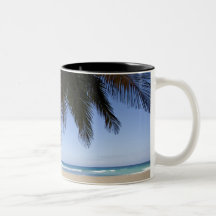 Palmier le long de mer des Caraïbes Mug À Café