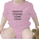 Papa venant à la maison aujourd'hui chemise de béb body