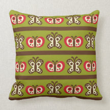 Papillons et coussin verts des fleurs MOJO