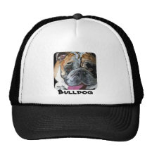 Peinture de visage de bouledogue sur des casquette
