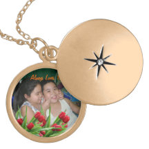 Pendentif en métal d'or