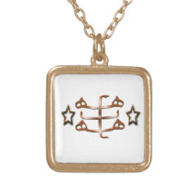 Pendentif nommé de finition d'or le plus grand