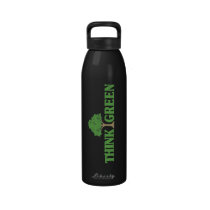 Pensez la bouteille d'eau verte bouteilles