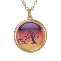 Personnalisez l'initiale pour tous les mots collier