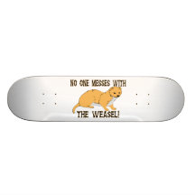 Personne salit avec la belette skateboards customisés
