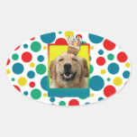 Petit gâteau d'anniversaire - golden retriever - M Autocollants Ovales