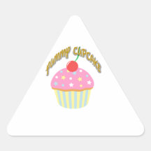 Petit gâteau délicieux autocollant