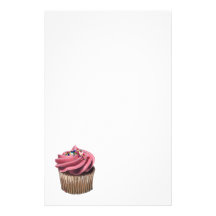 Petit gâteau rose stationnaire papier à lettre personnalisé