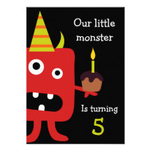 Petit invitation mignon de partie d'anniversaire d