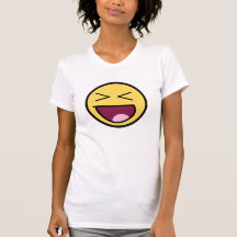 Petit T-shirt de dames impressionnantes heureuses 