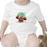 Petite plante grimpante de nourrisson de crabe t-shirts