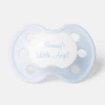 Peu de tétine de l'ange de la maman